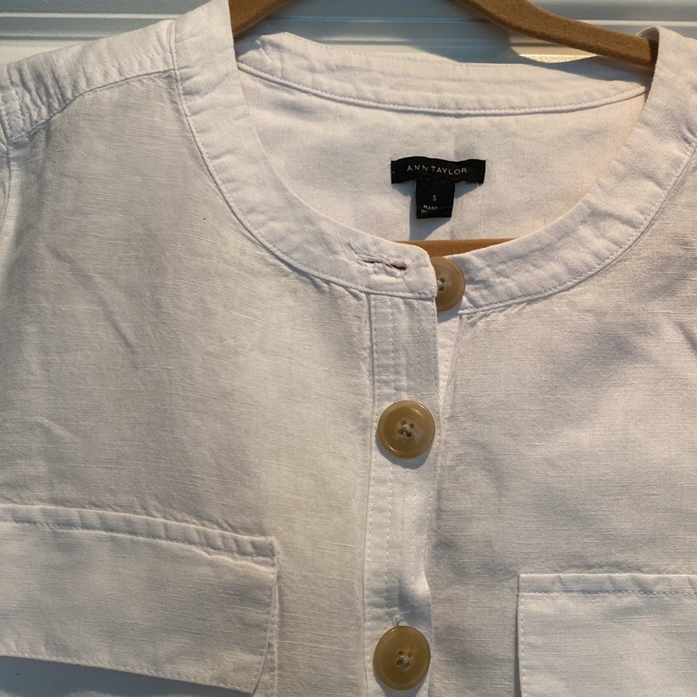Linen front tie button down - Picture 2 of 5